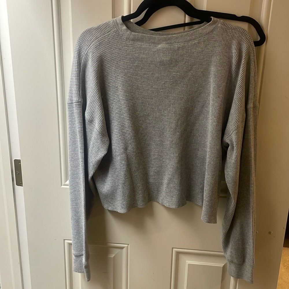 Aritzia Tna Waffle Crew Boxy Longsleeve - Grey - Size L